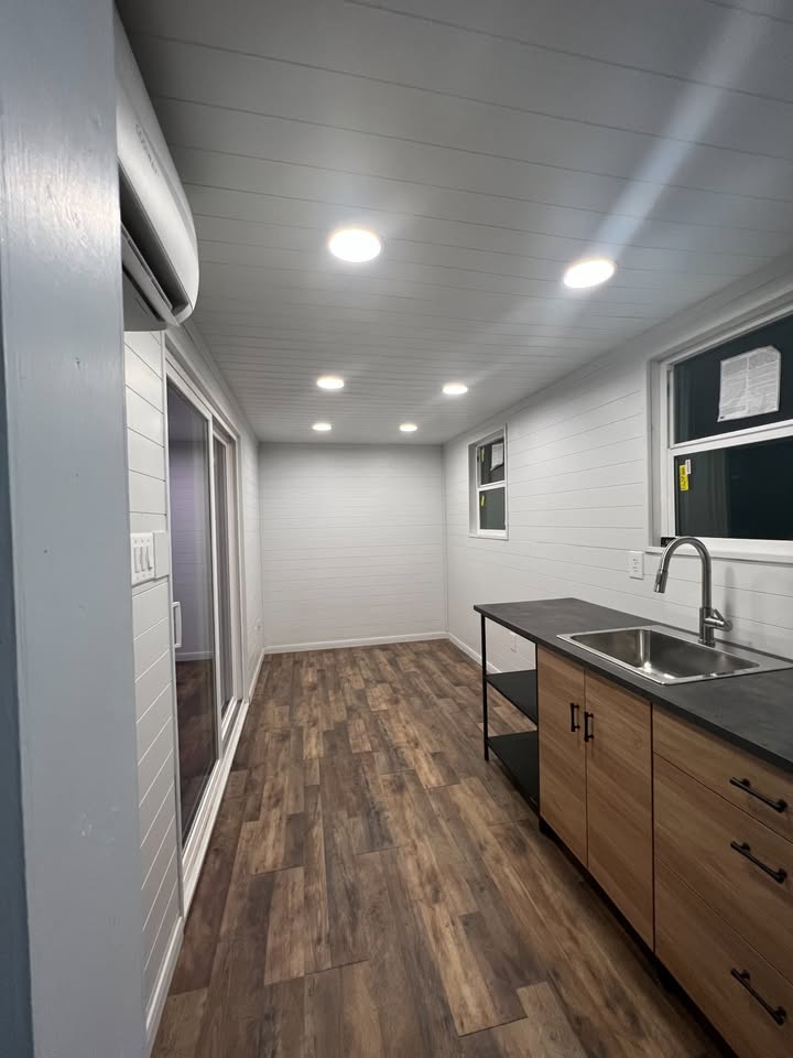 20ft Container Home 3 20ft Container Home - Image 3