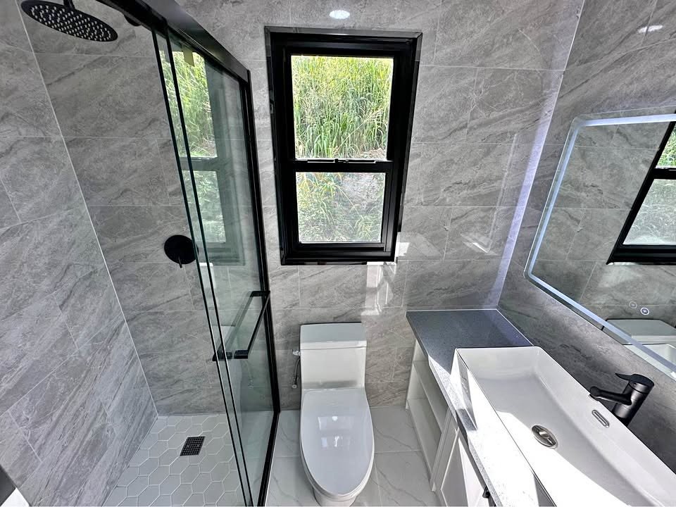 40ft Shipping Container Home 1 40ft Shipping Container Home