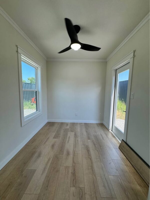 Custom 40 ft shipping container - Image 3
